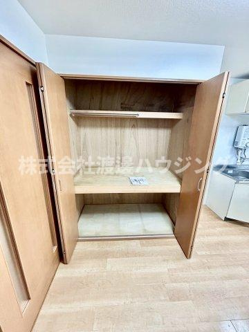 松村貸家の収納