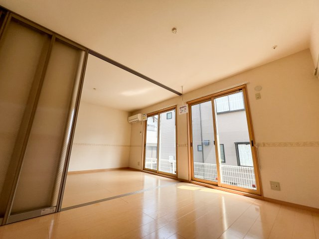 パンシオーネの洋室