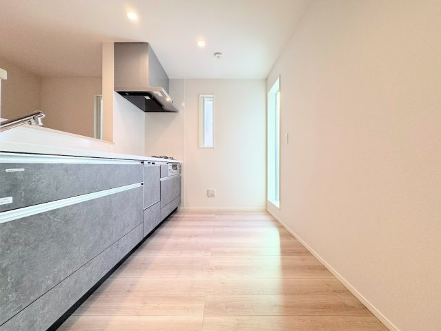 【キッチン】 | ◆◇菅田町新築戸建て◇◆ | ◆土・日・祝日は、当社スタッフによる現地案内会を実施しております。もちろん平日のご案内も可能です。お気軽にご相談ください！！