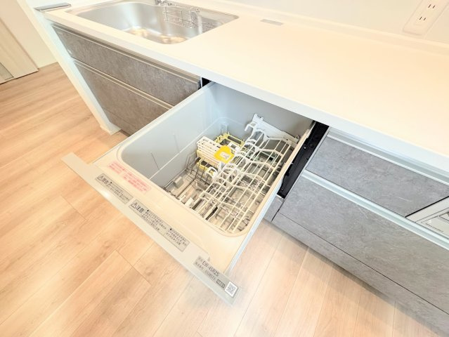 【設備】 | ◆◇菅田町新築戸建て◇◆ | ◆食後の食器洗いは食洗機にお任せ！ご家族と団らんの時間を。家事の時短に効果大の食洗器付き。高温洗浄、節水効果もございます。