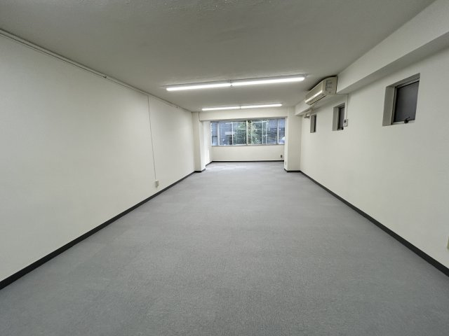 アート第一ビルの内装