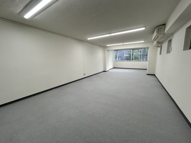 アート第一ビルの内装