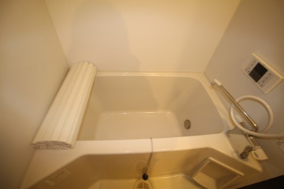 【浴室】 | AQUE11 | 追い焚き給湯、浴室乾燥機付き