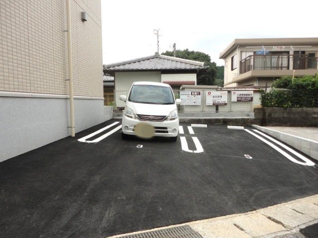 リヴェールの駐車場|駐車場