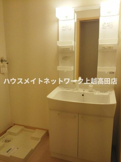 ルミナス　Ｔ＆Ｓの洗面所|洗髪洗面化粧台