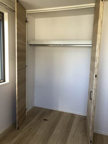 フローラル赤堤 D棟の収納