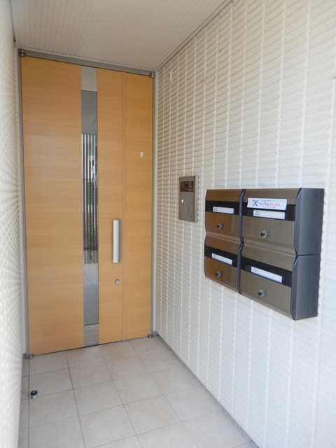 カスターニャ　プラドのエントランス