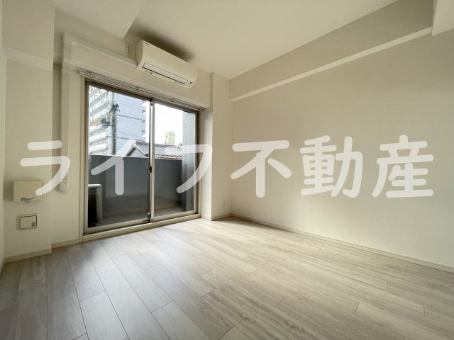 アドバンス大阪バレンシアの居間・リビング|ゆったり過ごせる居間です