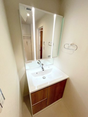 グランツ拝島セントラルステージの独立洗面台