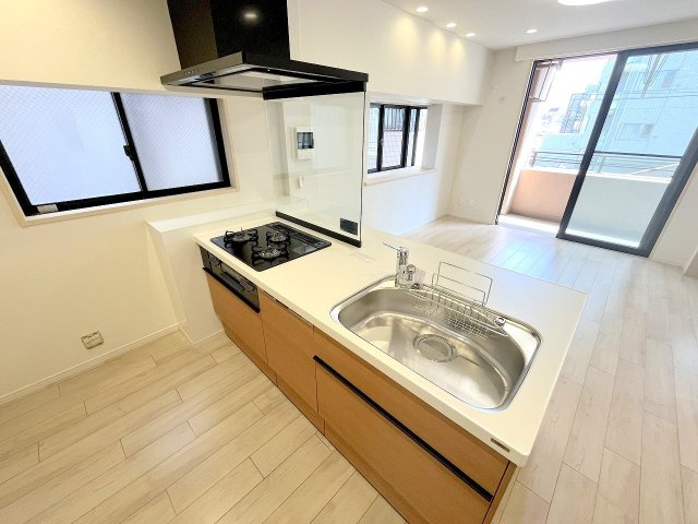 グランツ拝島セントラルステージのキッチン|お風呂、トイレ、洗面など水回りもすべて新品に交換済みです！