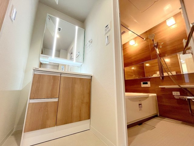 グランツ拝島セントラルステージの独立洗面台