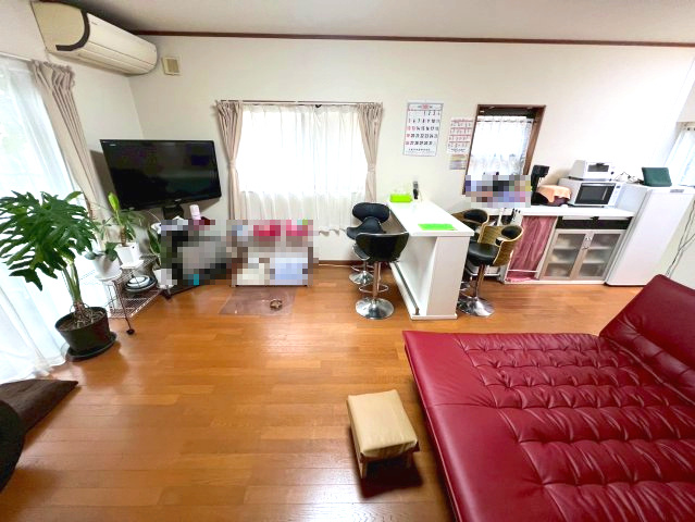 和ケ原3丁目の居間・リビング|ゆったり過ごせるリビングです