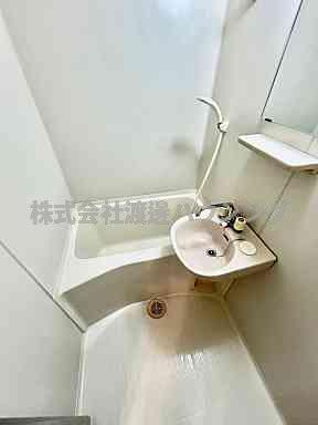 ハシモトエージェンシービルの浴室