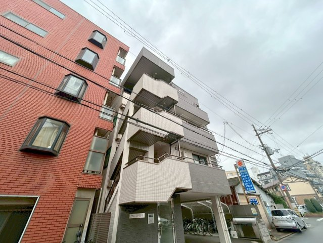 プレミア豊里の外観