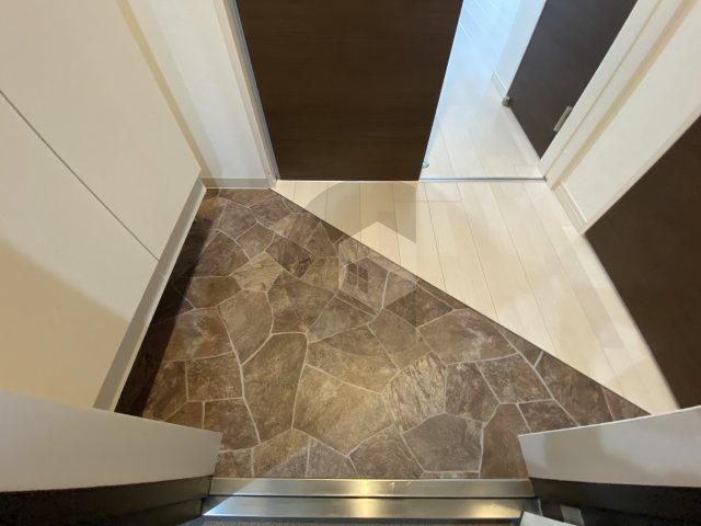 F asecia Carmelの玄関