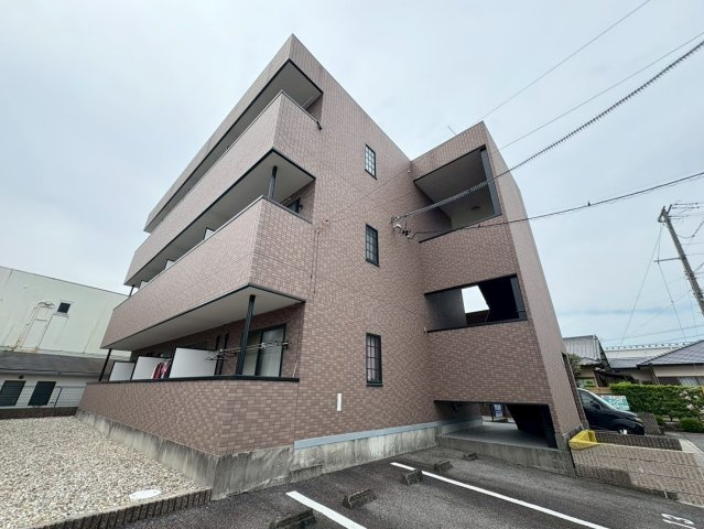 アンプルール フェール ソレイユの外観