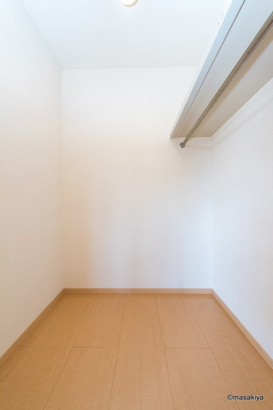 カサ・デ・サチ　Ⅱの収納|ウォークインクローゼット