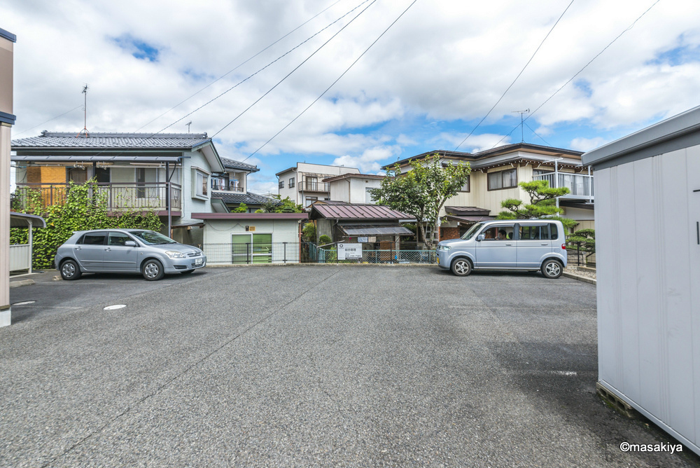 マウンテンハウスの駐車場|駐車場