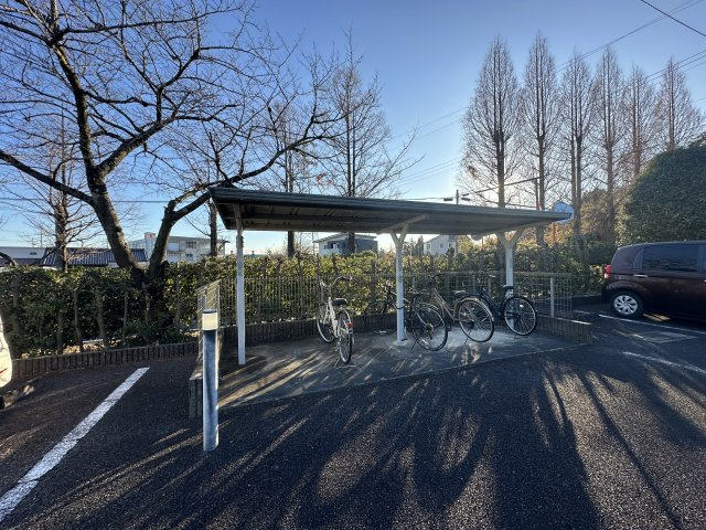 サニーコート保見南山　B棟の駐車場
