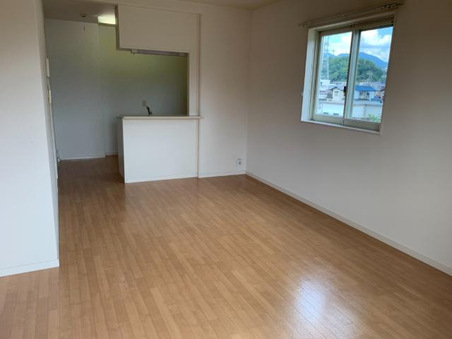 メゾン　フェリーチェの居間・リビング|リビング