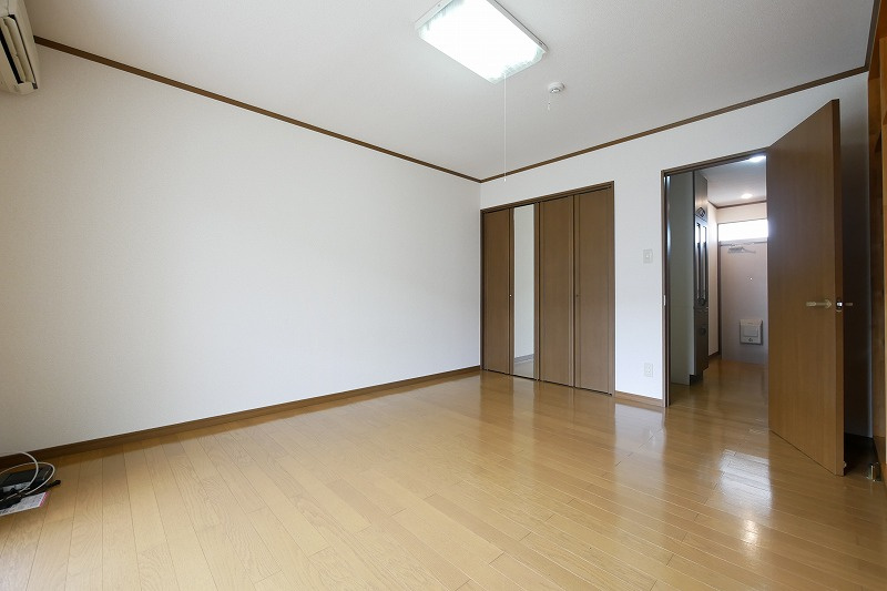 サウザンクロス髙田の居間・リビング|サウザンクロス髙田102　