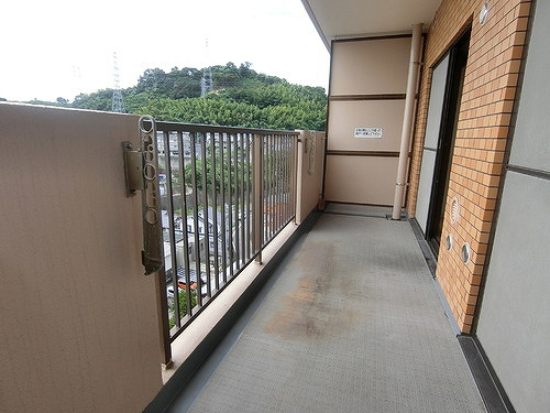 ライオンズマンション古江西のバルコニー|お洗濯にも便利なバルコニー付き