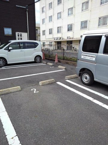 美都エルシティの駐車場|カースペースがあります