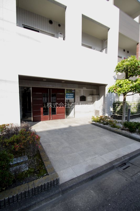 メインステージ川崎Ⅲのエントランス