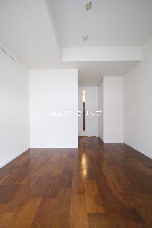 メインステージ川崎Ⅲの居間・リビング