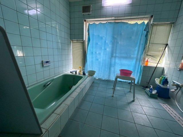 成田市芝　中古戸建の浴室