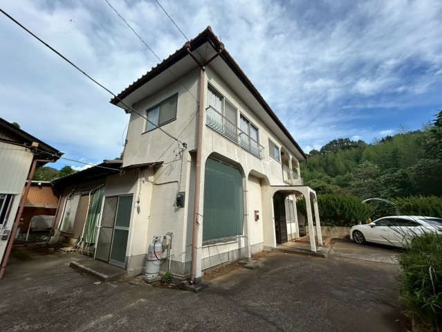 成田市芝　中古戸建の外観