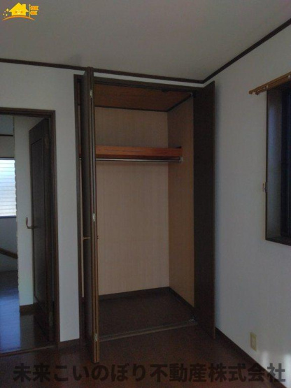 【収納】 | 加須市北辻中古戸建て | 各居室には十分な収納スペースを確保。お部屋全体を広々と使うことができます。