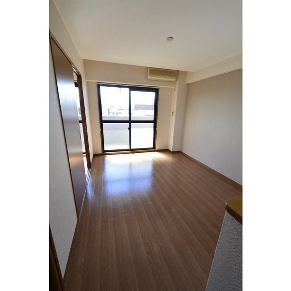 プリマヴェーラ　名古屋市賃貸　仲介手数料無料の居間・リビング