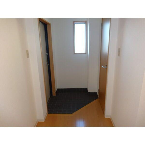 クレスト名駅西の玄関|玄関