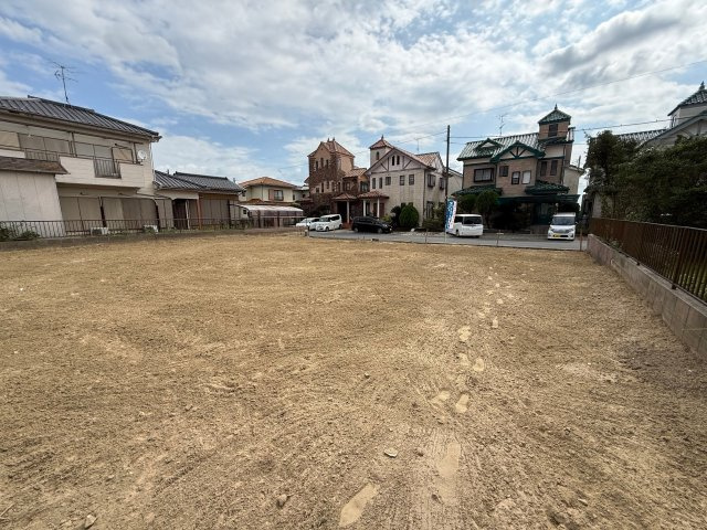 【スーパー徒歩圏内】東金市台方２区画　No.２／建築条件付き売地の外観|南東道路の土地面積５０坪超の台方２区画！