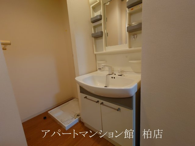 サングレース吉野の独立洗面台