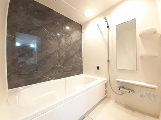 【浴室】 | アンピーノⅢ