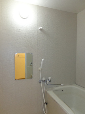 【浴室】 | リバーサイド２ | 浴室　※2016年10月撮影