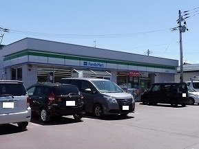 レジデンス　ヒカルの周辺|ファミリーマートまで510m