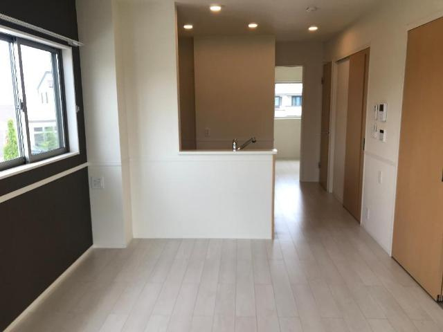 高岡市蓮花寺新築アパートの居間・リビング|リビング（イメージ）