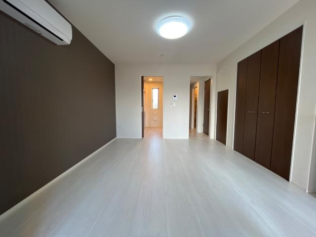 高岡市東下関新築アパートの内装|洋室（イメージ）