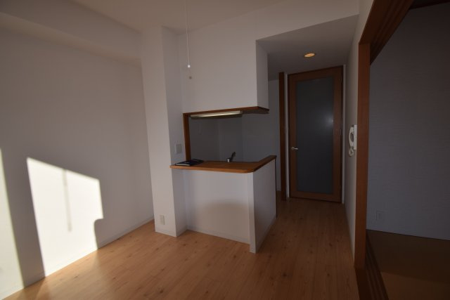 【居間・リビング】 | マンション陸央