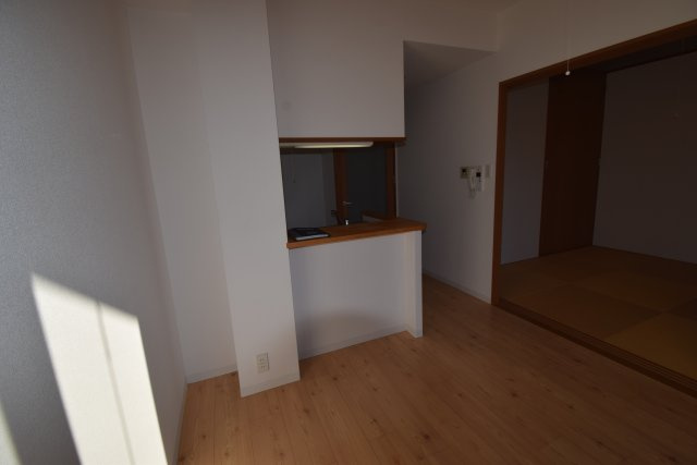 【居間・リビング】 | マンション陸央