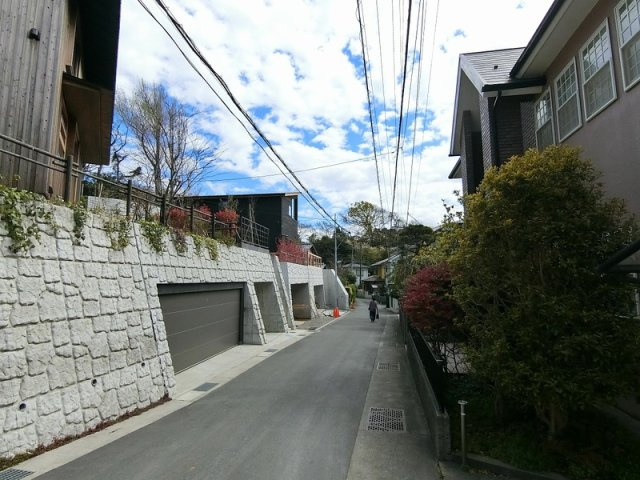 リブリ・フォレスト鎌倉の周辺