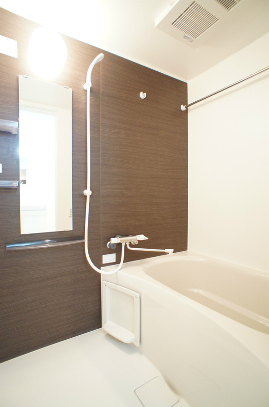 リブリ・フォレスト鎌倉の浴室