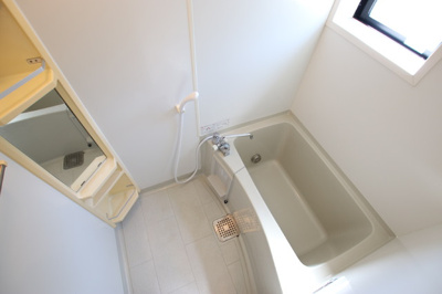 追焚機能・浴室乾燥機も付いたバスルーム