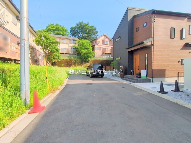 祝：成約済み　八王子市　片倉町　売地の前面道路含む現地写真|～仲介手数料無料☆八王子ひなた不動産～八王子市片倉町　売地