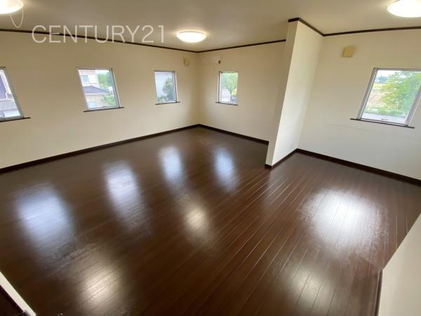 前橋市上佐鳥町中古一戸建ての洋室|２階の洋室です。