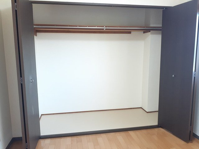 スプリングタクトⅡの収納|便利な収納スペースです