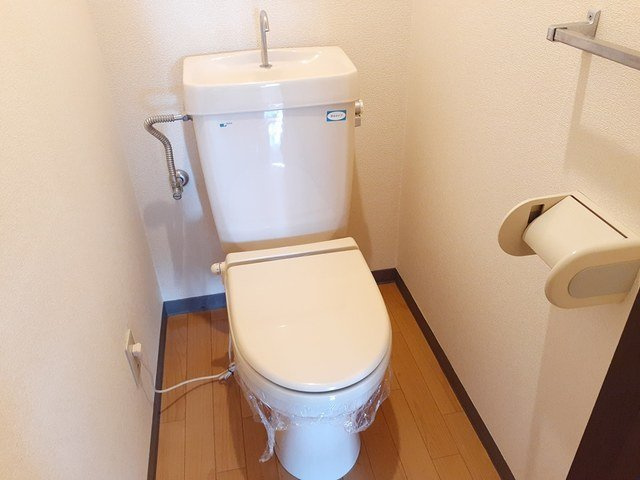 スプリングタクトⅡのトイレ|コンパクトで使いやすいトイレです